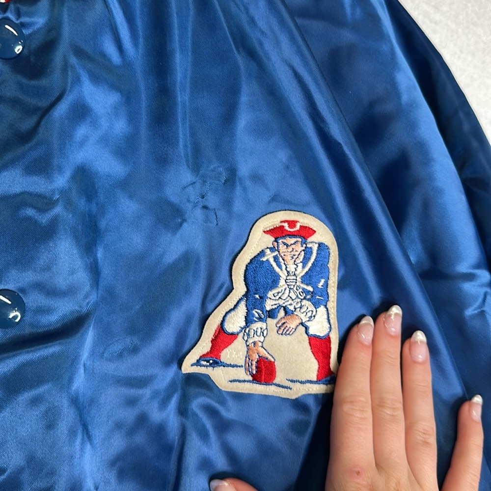 Vintage 1980s New England Patriots Bomber Jacket - Picture 2 of 7